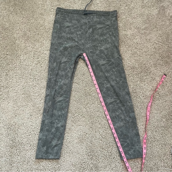 Zyia Active Sage Hendrix Leggings Size 12 Cinch Drawstring Waist Patterned - Picture 10 of 11